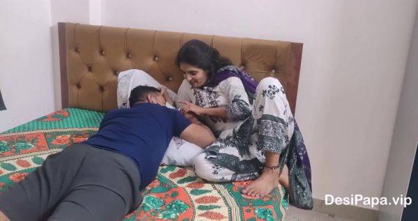 Married Desi Bhabhi Getting Horny Looking For Rough Hot Sex - hclips.com - India on systemporn.com