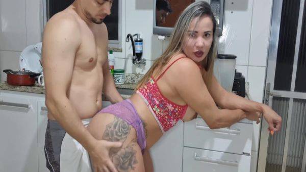 A Verdadeira Dona De Casa Lava , Passa E Cuzinha Para O Marido ..jhonny Hot1 7 Min - upornia.com on systemporn.com