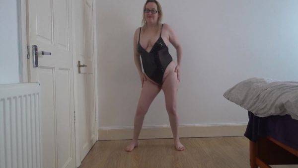 Blonde Wife Dancing Striptease In Pvc Bodice - upornia.com on systemporn.com