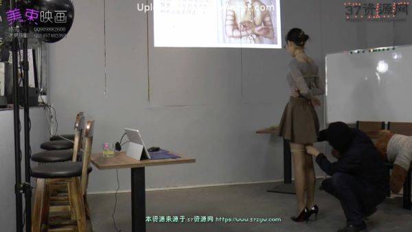 Elegant Chinese Teacher Experiences Bondage For The First T - hclips.com - China on systemporn.com