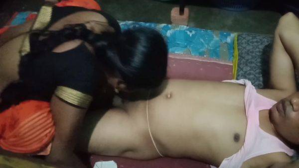 Desi Village Aunty Lover Ki Shath Chudai Kiya Night Me Indian Sex Video - desi-porntube.com - India on systemporn.com