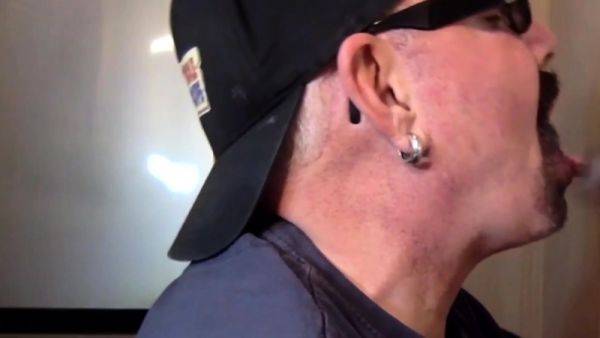 Real gloryhole gaydaddy sucks penis - drtuber.com on systemporn.com