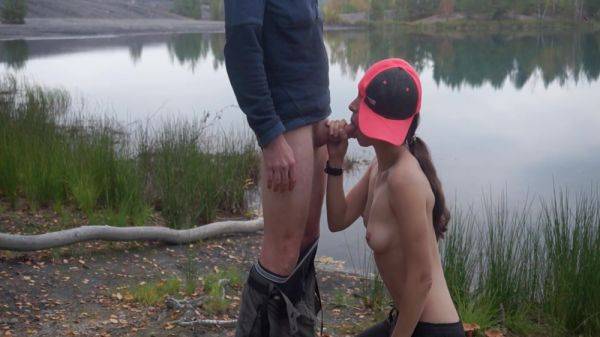 Brunette Outdoor Blowjob By The Lake 6 Min - Lazy Man And Lazy Woman - upornia.com on systemporn.com