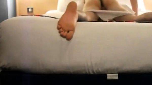 Hotel bed pillow hump - drtuber.com on systemporn.com
