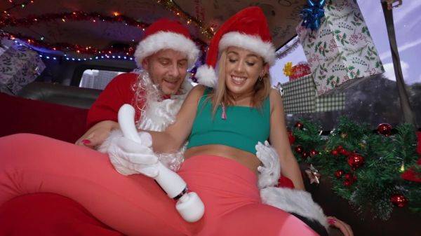 Amazing bang bus Christmas special in scenes of loud hardcore - xbabe.com on systemporn.com