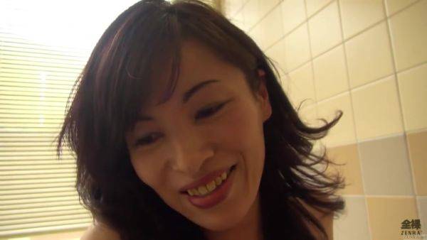 Cheating Japanese wife afternoon tryst in spacious bathroom - hotmovs.com - Japan on systemporn.com