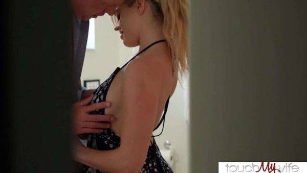 Catching My Curvy Spouse Sage Pillar's Intimate Encounter - TouchMyWife - - porntry.com on systemporn.com