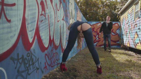 Coeds Love Huge Cocks - Let Her Rip 1 - Oliver Flynn - videomanysex.com on systemporn.com