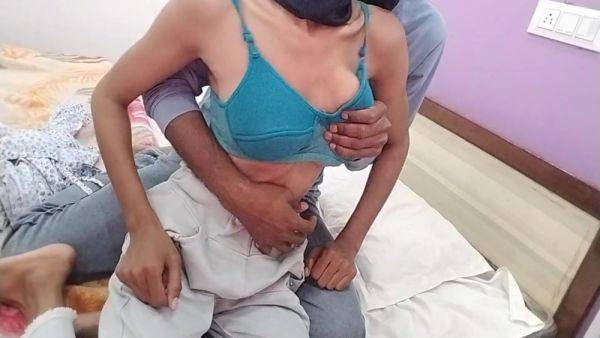 Hot Slim Girl Fucked Hard By Boyfriend In Oyo Hotel - desi-porntube.com - India on systemporn.com