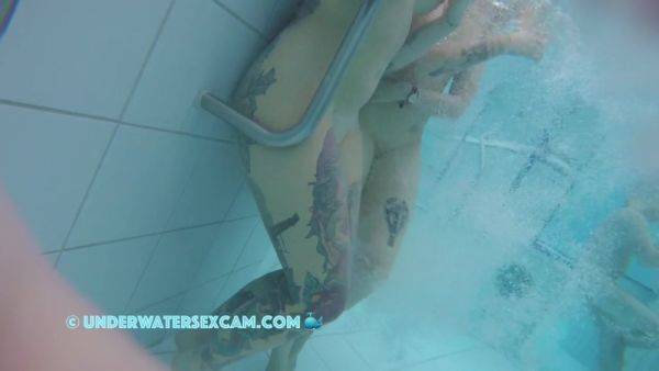 In This Underwater Video We See A Lot Of Piercings And Tattoos - hclips.com on systemporn.com