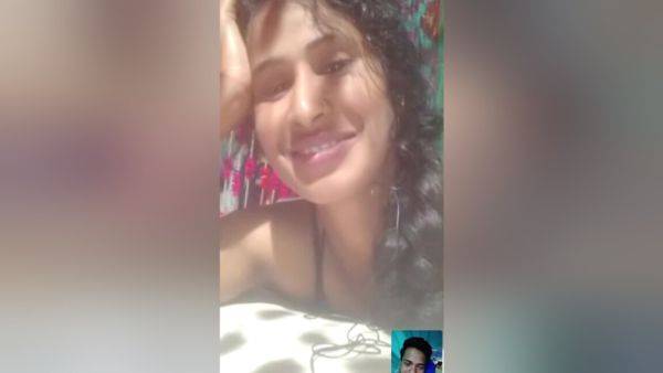 My Cute Girlfriend Showed Me Her Boobs On A Video Call - desi-porntube.com - India on systemporn.com