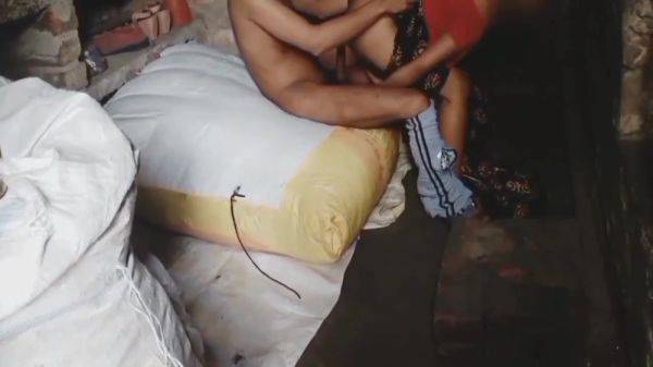 Viral Video Of Gaus Mal Bhabhi - desi-porntube.com - India on systemporn.com