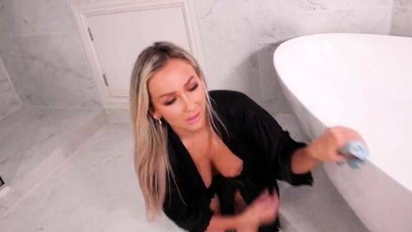 DownBlouse Jerk - Beth Morgan - Cleaners Tits - drtuber.com on systemporn.com