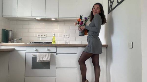 Cleaning The Kitchen In Stockings - hclips.com - Russia on systemporn.com