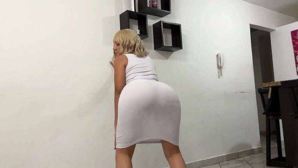 My Stepmom's Dance Training Uncovers Her Large, Jiggling Booty - veryfreeporn.com - Spain on systemporn.com