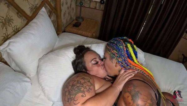 Your Dream Come True: Barbiie & Carissma Lesbian Encounter - veryfreeporn.com on systemporn.com