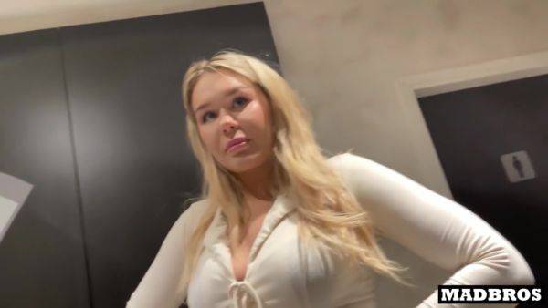 An English Manager Gets Fucked In The Toilets And Elevator During Her Work!!! - hclips.com - Britain on systemporn.com