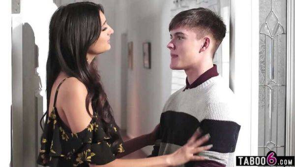 Lustful Latina Teen Eliza Ibarra Gushes Everywhere on Boyfriend's Face - porntry.com on systemporn.com