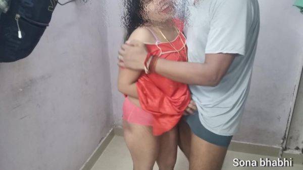 Indian Hardcore Standing Sex Of Indian Desi Newly Married Couples - Real Couple - desi-porntube.com - India on systemporn.com