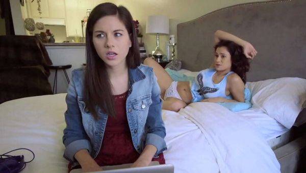 Hot Lesbian Couple Shyla Jennings Hardcore Action - porntry.com on systemporn.com