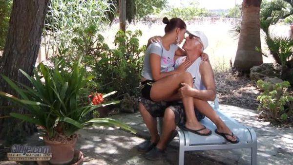 Who Fucks my Girlfriend? - porntry.com on systemporn.com