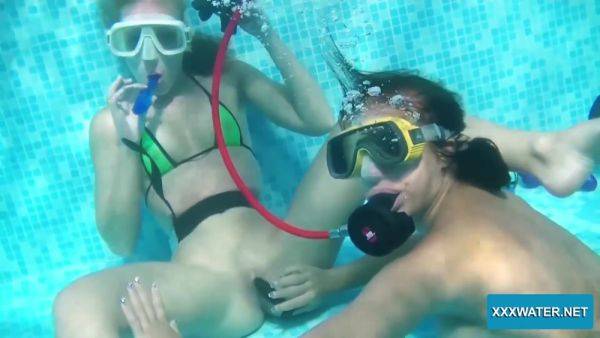 Swimming And Fucking Babes And Candy - Minnie Manga - hclips.com on systemporn.com