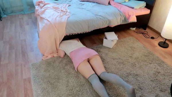 Petite Teen Estie Kay Gets Stuck and Helped in Doggystyle Anal Creampie - porntry.com on systemporn.com