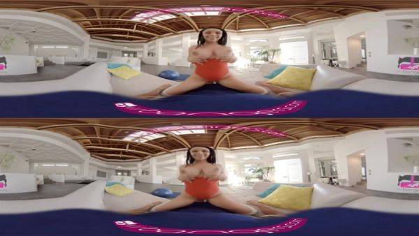 Jackie Wood In Big Tits Latine Tease And Masturbate - videohdzog.com on systemporn.com