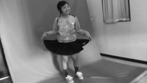 Kozue Matsushima and Natsuki Kawashima are posing - hellporno.com - Japan on systemporn.com