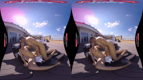 Carolines Hot Vr Outdoor Jacuzzi - Caroline Ardolino - videohdzog.com - Czech Republic on systemporn.com