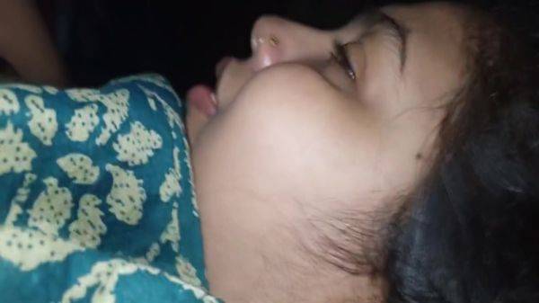 Most Beautiful And New Love In Caring Husband & Wife Love, Newly Married Couples - desi-porntube.com - India on systemporn.com