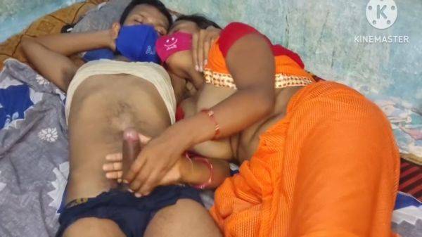 Indian Desi Local Village Teen 18+ Bhabhi Outdoor Xxxx Video, Indian Beautiful Outdoor Sex Video With Village Bhabhi And Village Outdoor - desi-porntube.com - India on systemporn.com