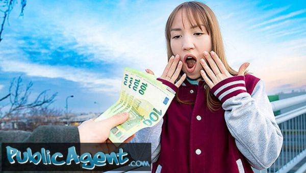 Public Agent Kate Quinn - Hot Brunette Dances Nude in Public Before Hard Fuck - porntry.com - Britain on systemporn.com