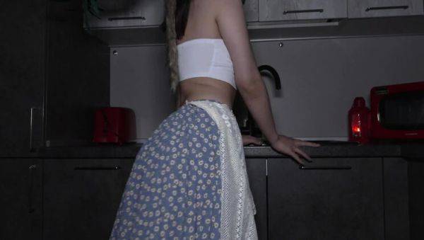 Roxy Muray's Secret Skill: Making Her Cum Hard in 4K - veryfreeporn.com on systemporn.com