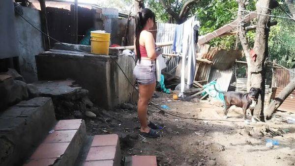 MichellePaula Cheats With Neighbor: Hot Lesbian Latina Amateur Blowjob & Orgasm - porntry.com - Spain - Colombia on systemporn.com