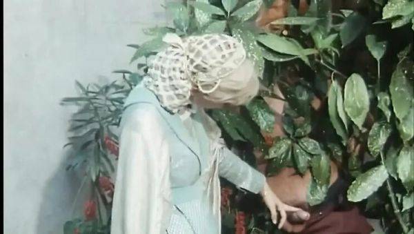 Vintage Black and White Orgy Party with Rocco Siffredi - Blonde and Afro Babes Fucking, Ass Fingering, and Cumshots - porntry.com on systemporn.com