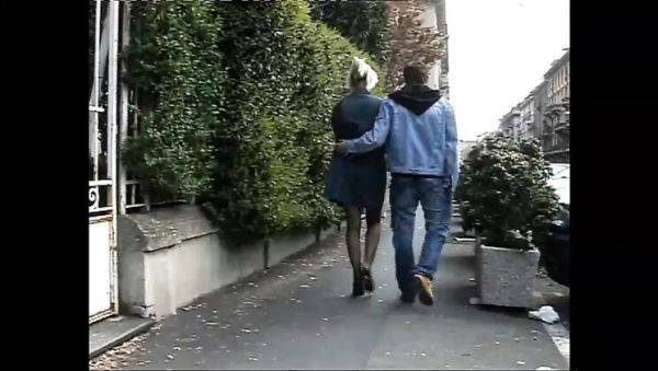 Full HD Italian Movie - Veronica Belli & Isabella Bellini Suck Big Cock in Vintage Blowjob Scene - porntry.com - Italy on systemporn.com