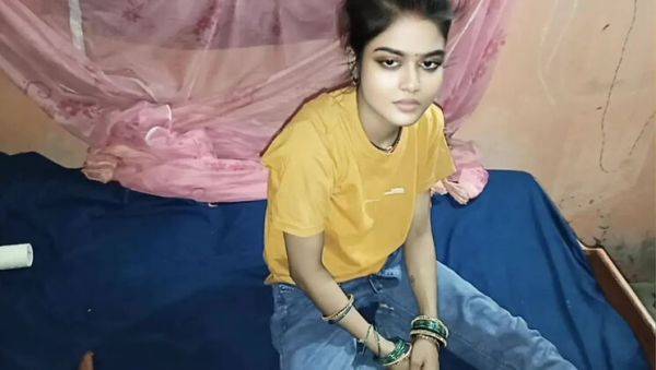 Hot Indian Bhabhi Big Natural Tits Hairy Pussy Desi Village Sex Viral HD Video - veryfreeporn.com - India on systemporn.com