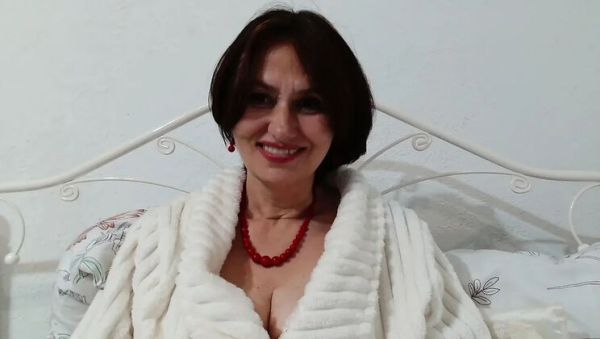 Mature Russian Angela Lady pees on mattress with hairy pussy and big tits - xxxfiles.com - Russia on systemporn.com