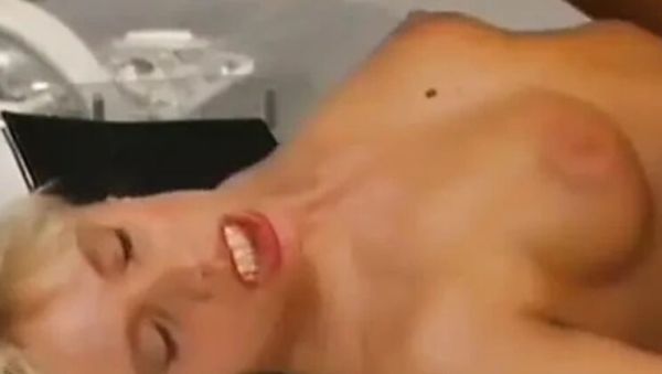 1995 German Vintage Secretary Hardcore with Zenza Raggi & Angel Heart - veryfreeporn.com - Germany on systemporn.com