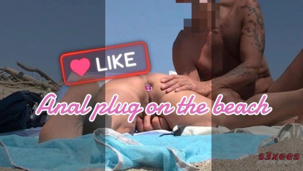 Amateur Exhibitionist Wife Gets Pussy Fingering and Clit Massage on Nude Beach - xxxfiles.com - France on systemporn.com