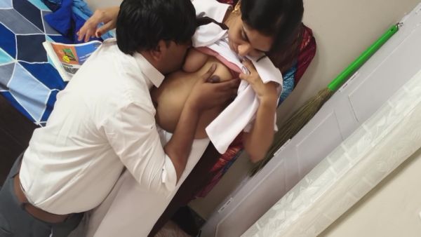 Devar Bhabhi - Devar Fucks Bhabhi After College Sex - desi-porntube.com - India on systemporn.com