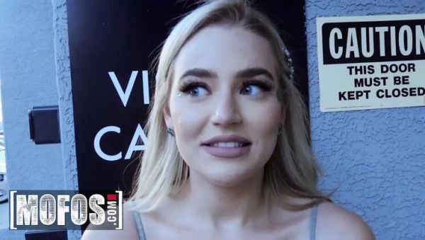 Blake Blossom Gets Hard Fuck from Neighbor in Cold Weather - Big Tits Blowjob POV - porntry.com - Britain on systemporn.com