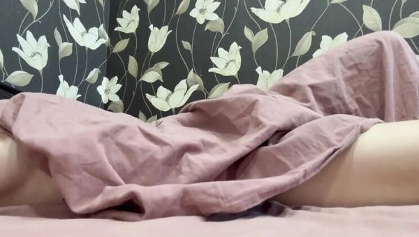 CreamyJuvia's Solo Masturbation: Amateur Russian Student Gets Creamy Pussy - xxxfiles.com - Russia on systemporn.com