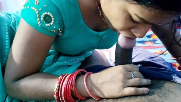 Desi Bhabhi Blowjob with Hindi Audio - Big Ass Indian Aunty Fucking Boyfriend - porntry.com - India on systemporn.com