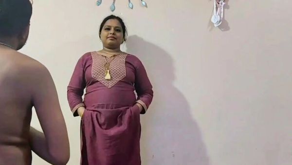Desi Wife Hardcore Fucking Teen Boy - Blowjob & Cumshot in Hindi - Real Homemade Indian Aunty - xxxfiles.com - India on systemporn.com