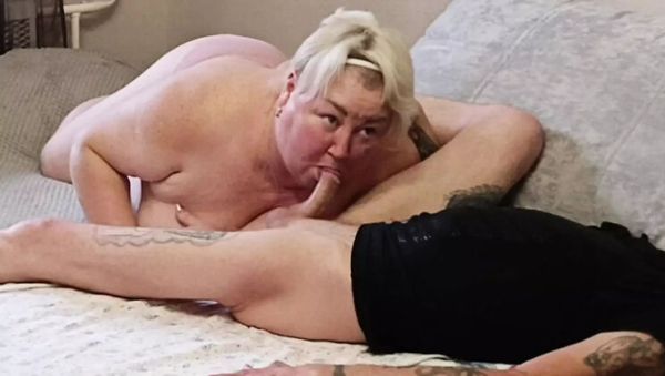 Neighbour MILF Zona901 Surprise Deep Throat Blowjob Cum In Mouth Swallow - porntry.com on systemporn.com