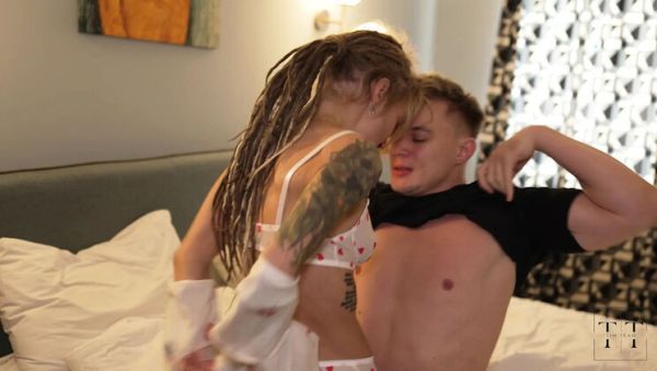 Caught Cheating: Boyfriend Comes Home Early to Wild Russian Blowjob - Tim Deen & HeilyNight Rough 4K Sex - veryfreeporn.com - Russia on systemporn.com