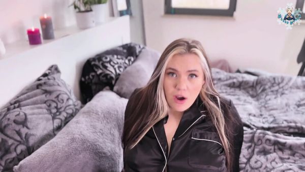 Amateur German Couple Kinky Card Game Leads To Creampie Cumshot - xxxfiles.com - Germany on systemporn.com