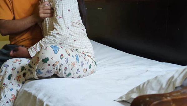 Desi Bhabhi Hot First Time Cheating With Neighbor While Husband Away - Romi Lusty Indian Homemade - porntry.com - India on systemporn.com